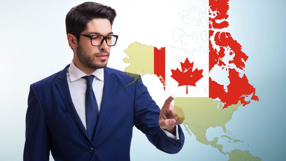 What are the Eligibility Criteria to Renew the PR Card in Canada