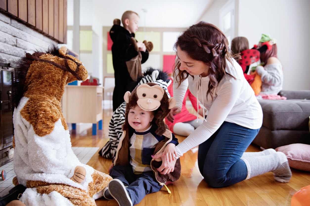 How Does People Celebrate Halloween Day in Canada 2023