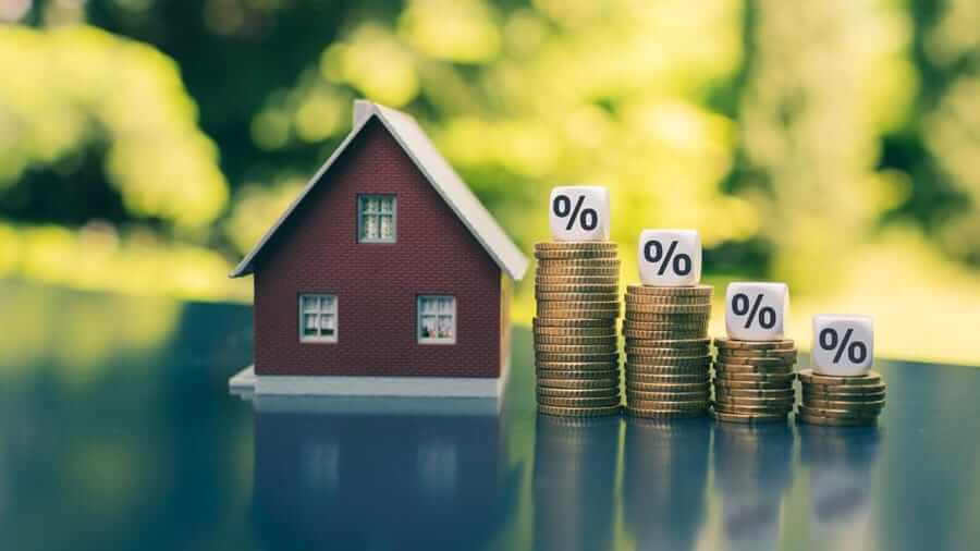 What is Fixed Rate Vs. Historical Variable Rate Mortgages